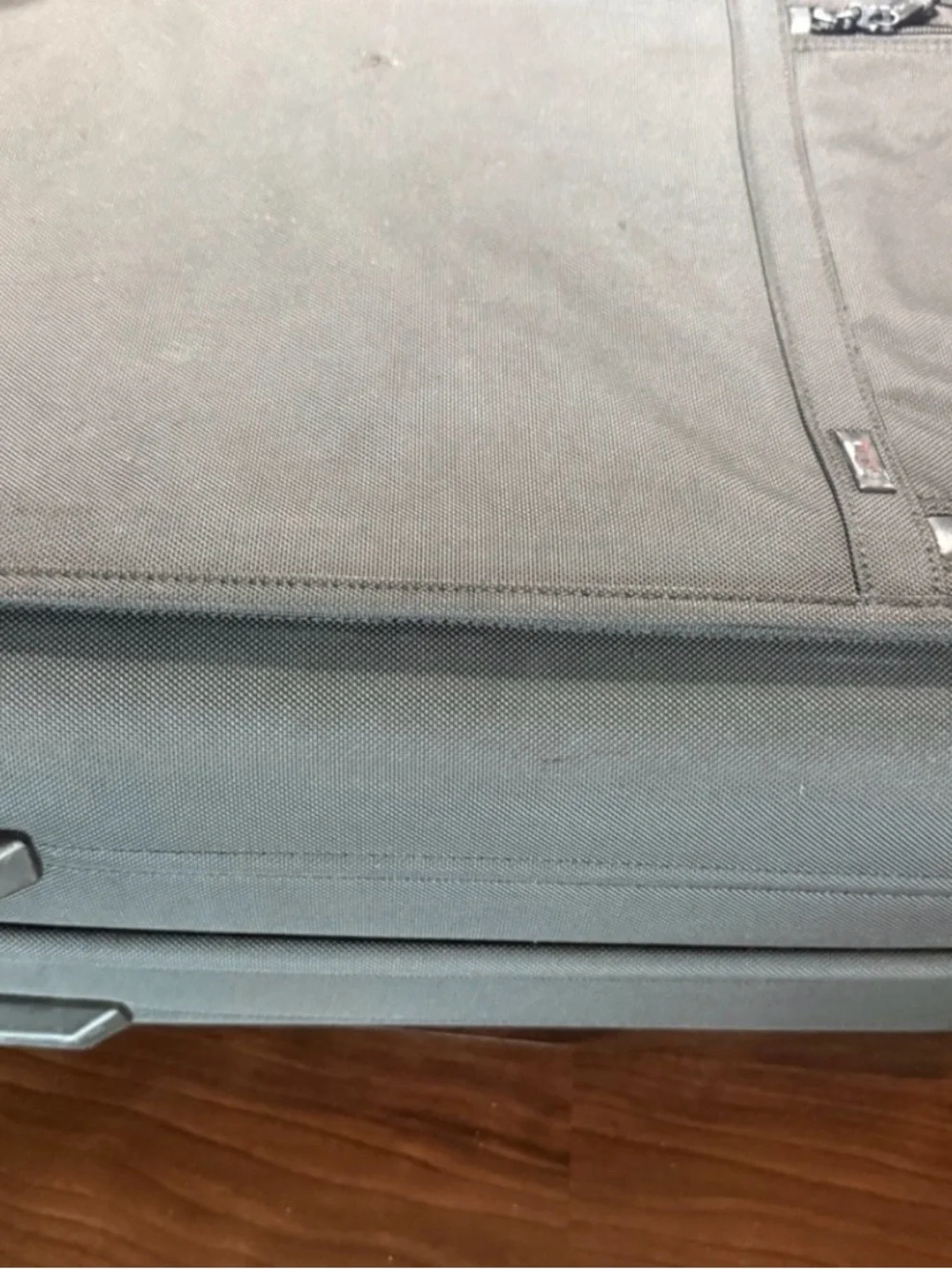 Tumi alpha wheel